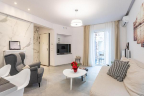Гостиница Stadium 1bdr HiEnd quiet Flat Top Location  Афины